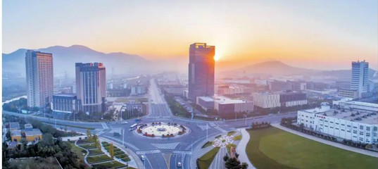 連云港市開發(fā)區(qū):搶抓"三區(qū)疊加"機遇 跑出發(fā)展加速度